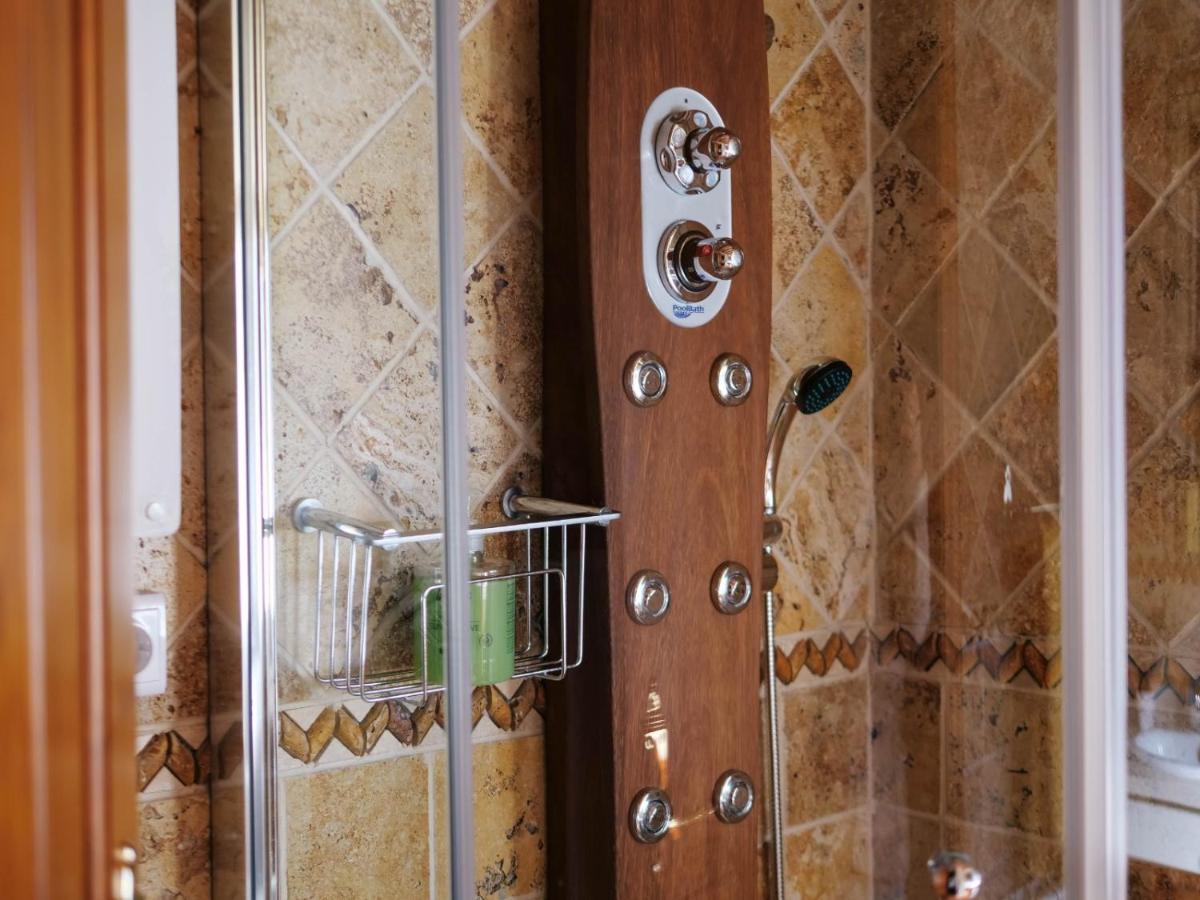Apartamentos Turisticos Tronca Luxury Granada Kültér fotó