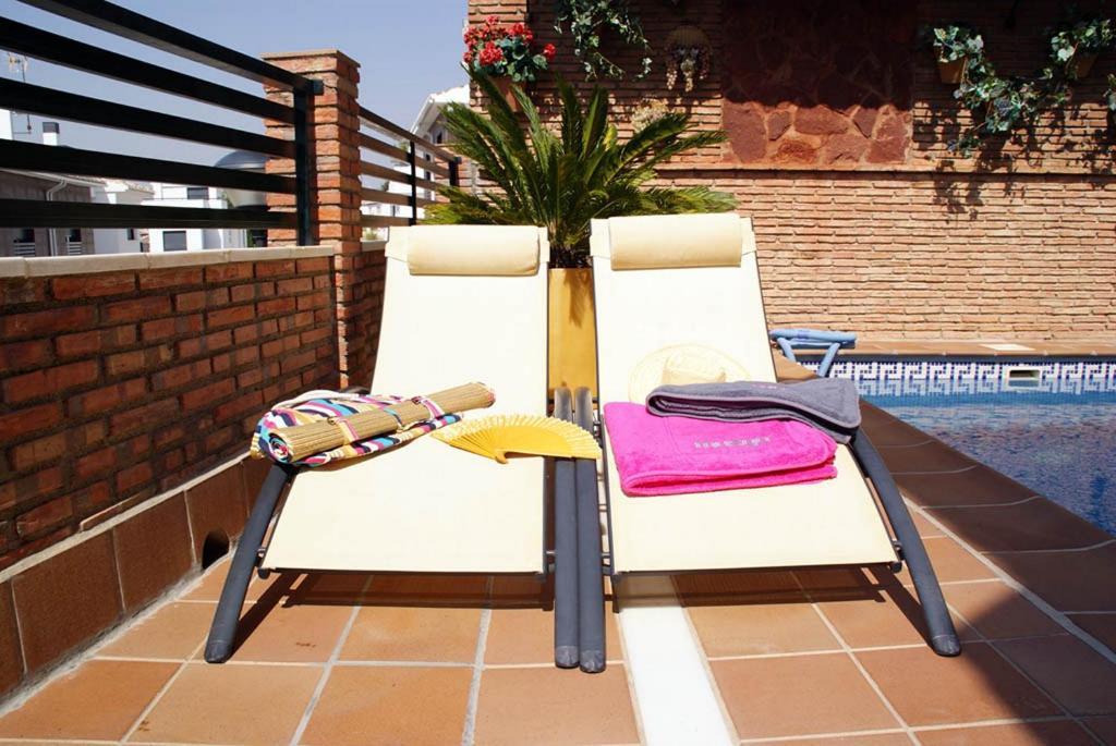 Apartamentos Turisticos Tronca Luxury Granada Szoba fotó