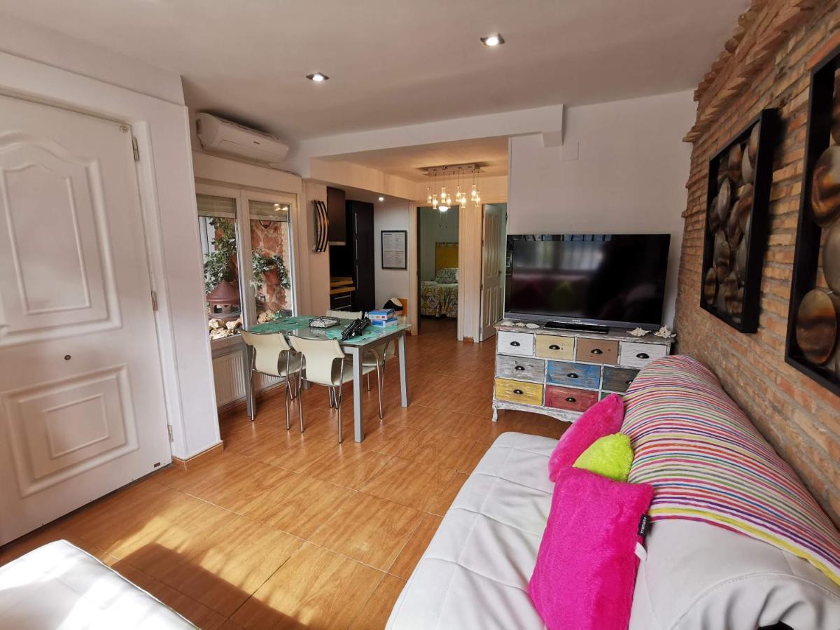 Apartamentos Turisticos Tronca Luxury Granada Kültér fotó